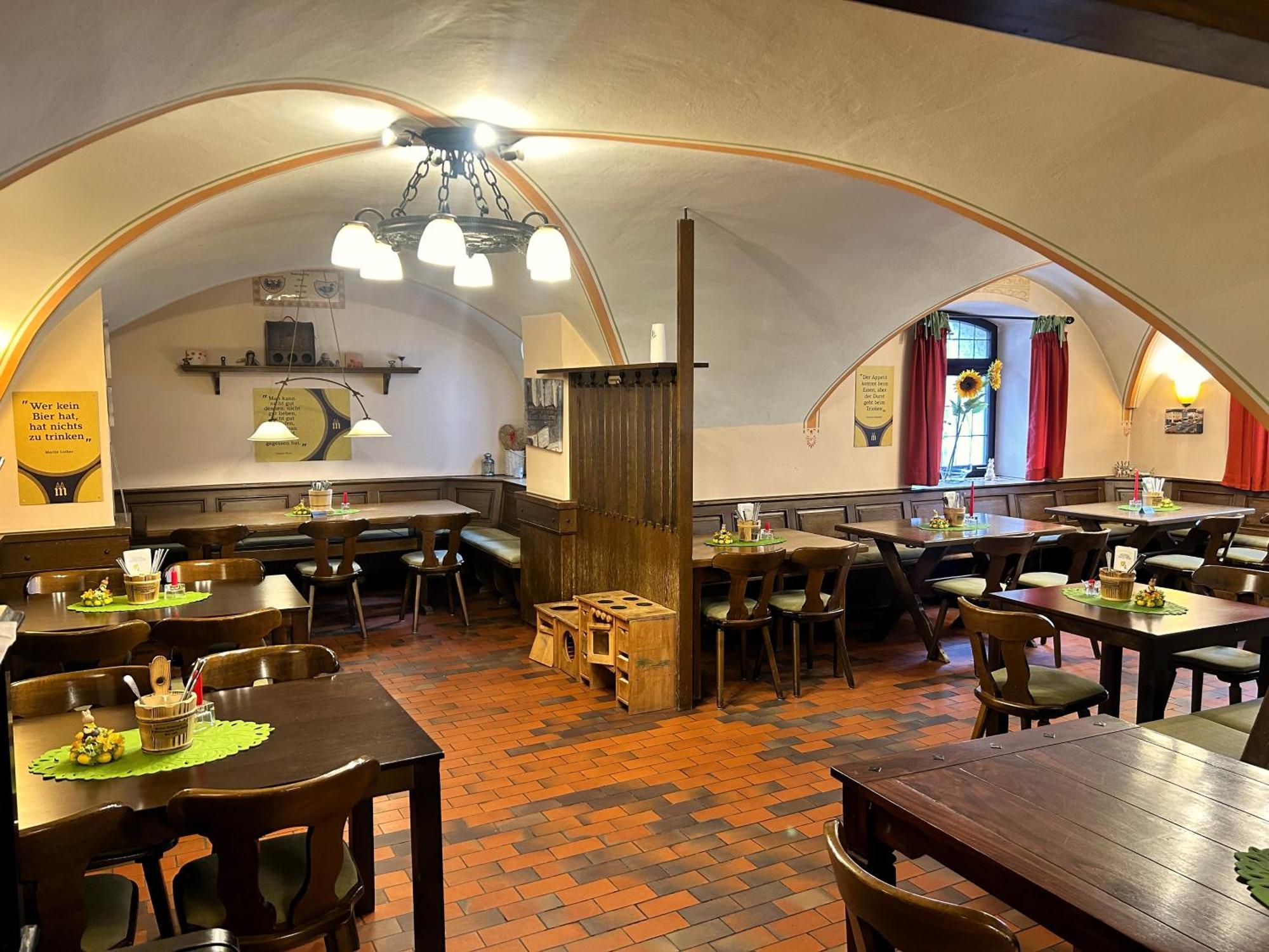 Brauereigasthof Zur Muenz Seit 1586 Günzburg Zewnętrze zdjęcie